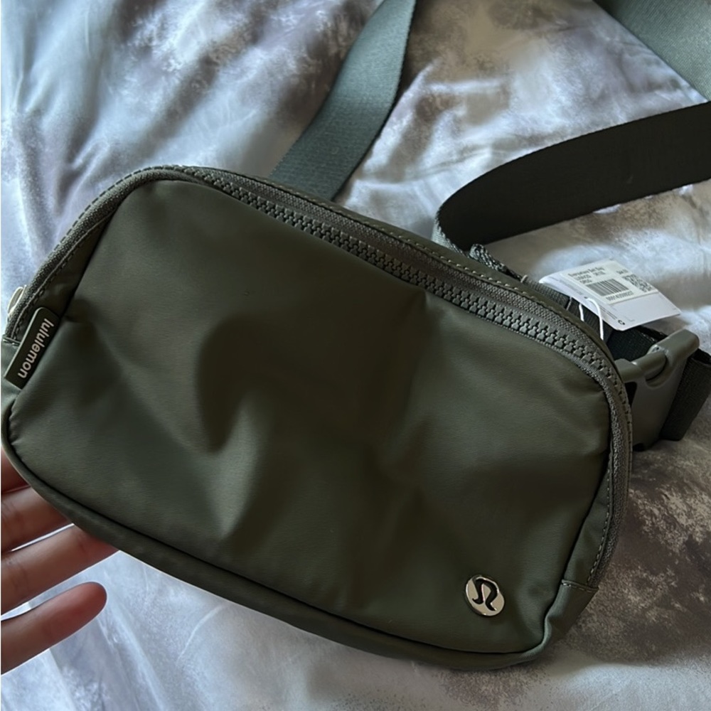 Brand new Lululemon belt bag